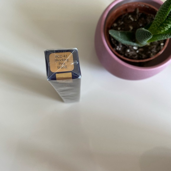 BNIB Estée Lauder pure colour lip gloss pink - Picture 5 of 5